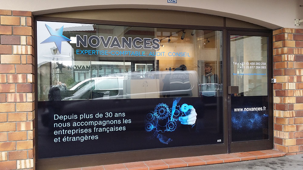 Décoration de vitrine Novances