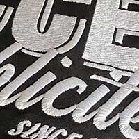 Vestes et casquettes brodés - Accès Publicité