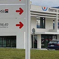 Fourniture & installation d'une signalétique extérieure - Distri (…)